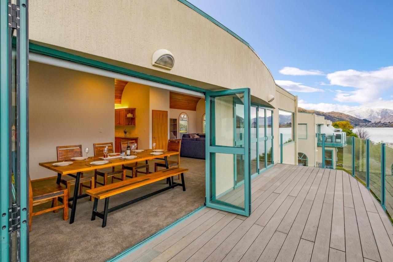 Huge Lakefront Delight - Queenstown Holiday Home Exterior foto